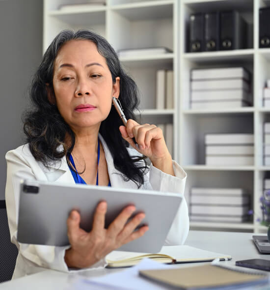 doctor business woman-analyzing invoice